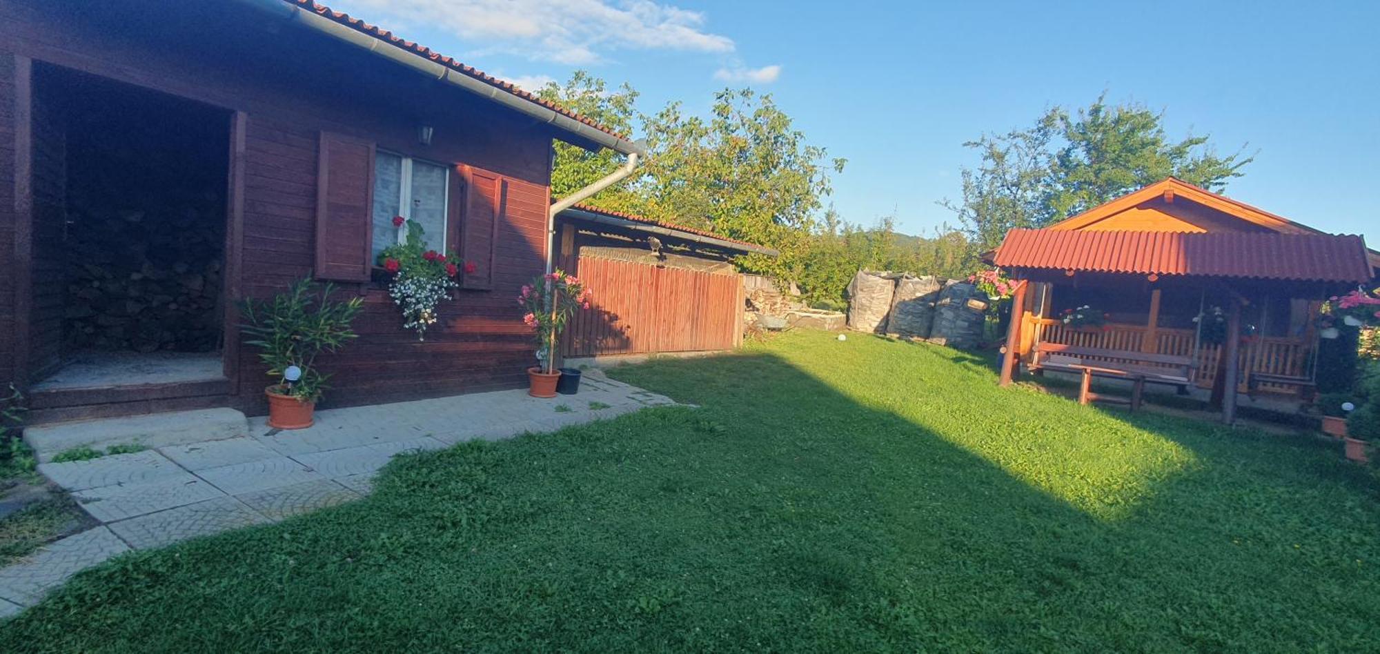 Bed and Breakfast Hazanezo Panzio Corund  Zewnętrze zdjęcie