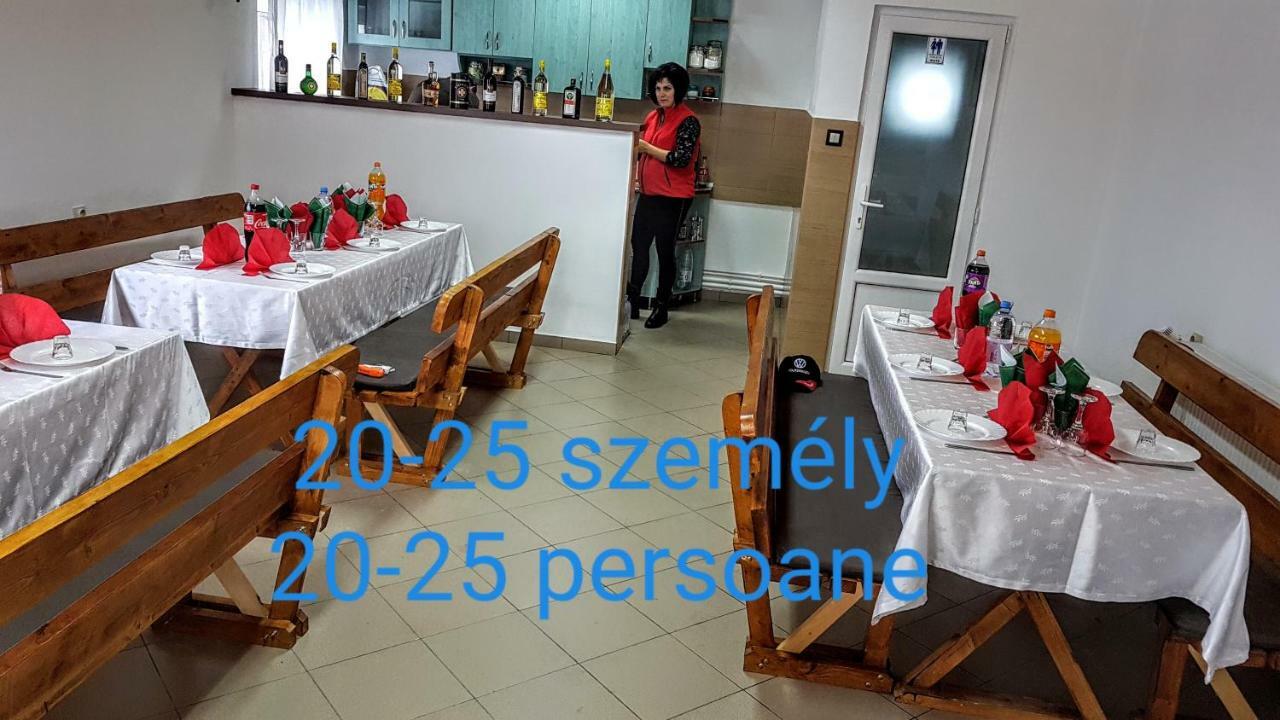 Bed and Breakfast Hazanezo Panzio Corund  Zewnętrze zdjęcie